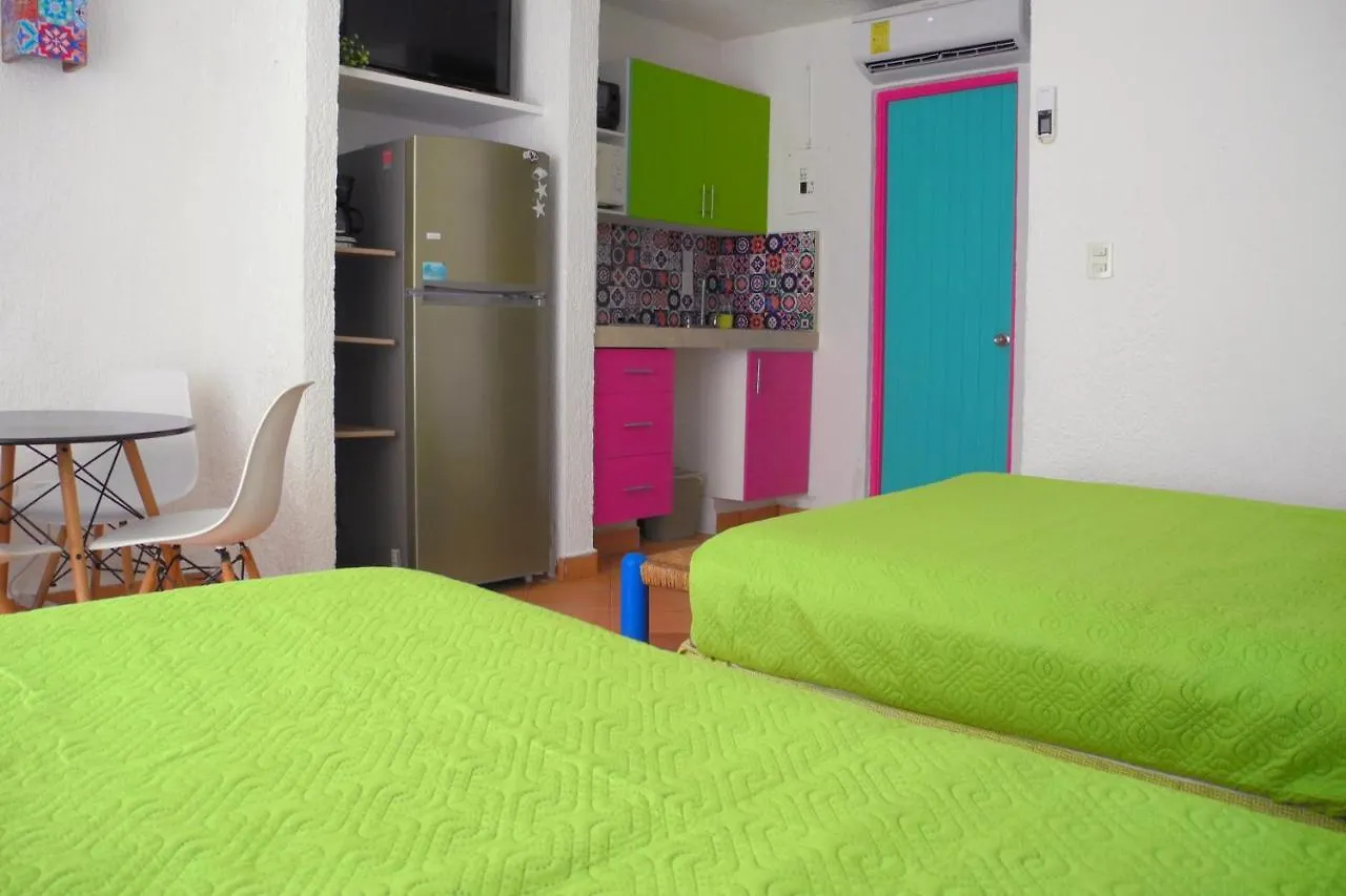 Beach, Fun & Relax At The Hotel Zone In كانكون 0*,