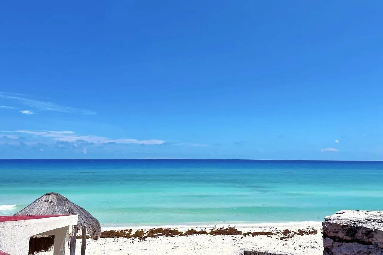 Beach, Fun & Relax At The Hotel Zone In Cancún México