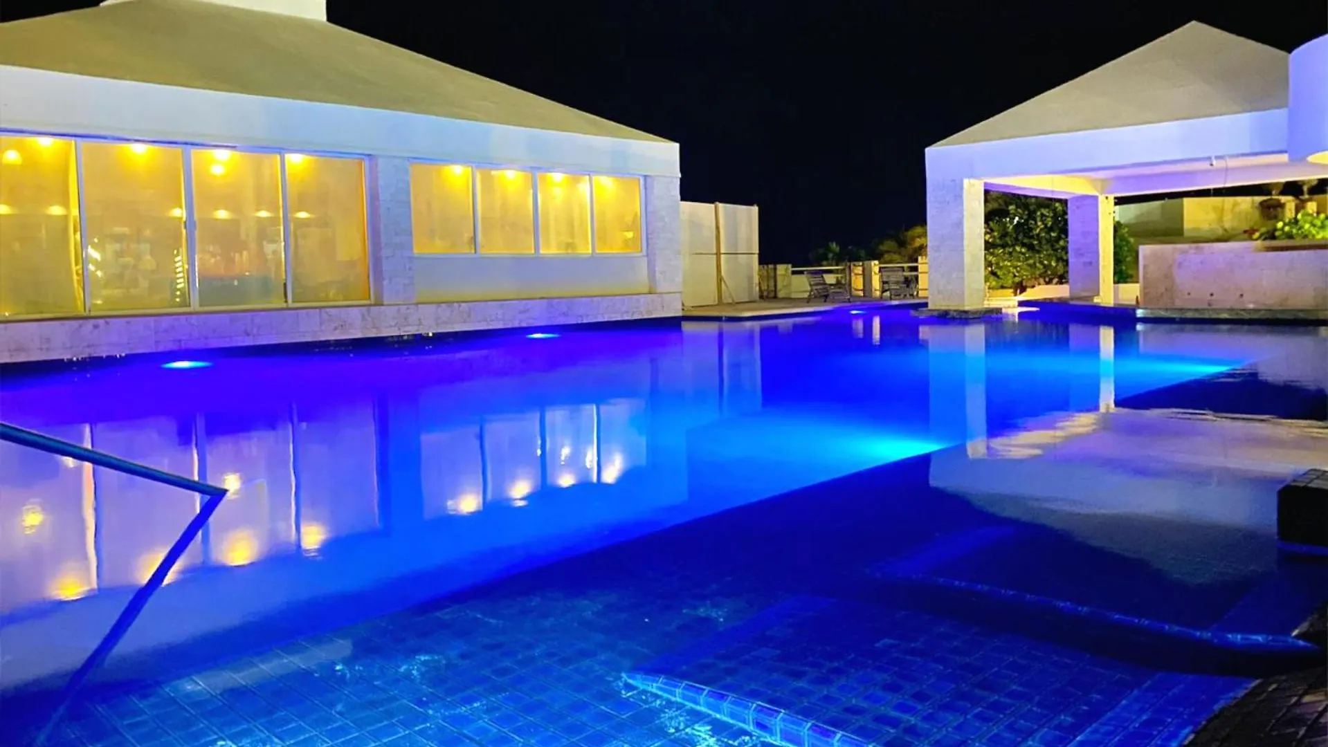 Beach, Fun & Relax At The Hotel Zone In Cancún